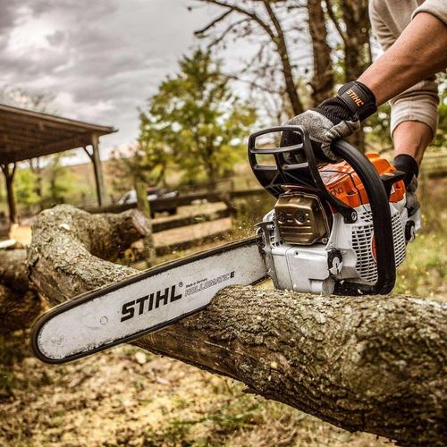 STIHL MS 261 C-M 20 in 50.2 cc Gas Chainsaw - Primary Image