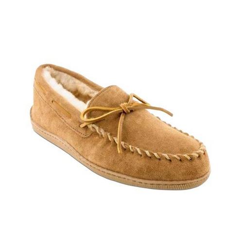 Men's Minnetonka Sheepskin Hardsole Slippers - Primary Image