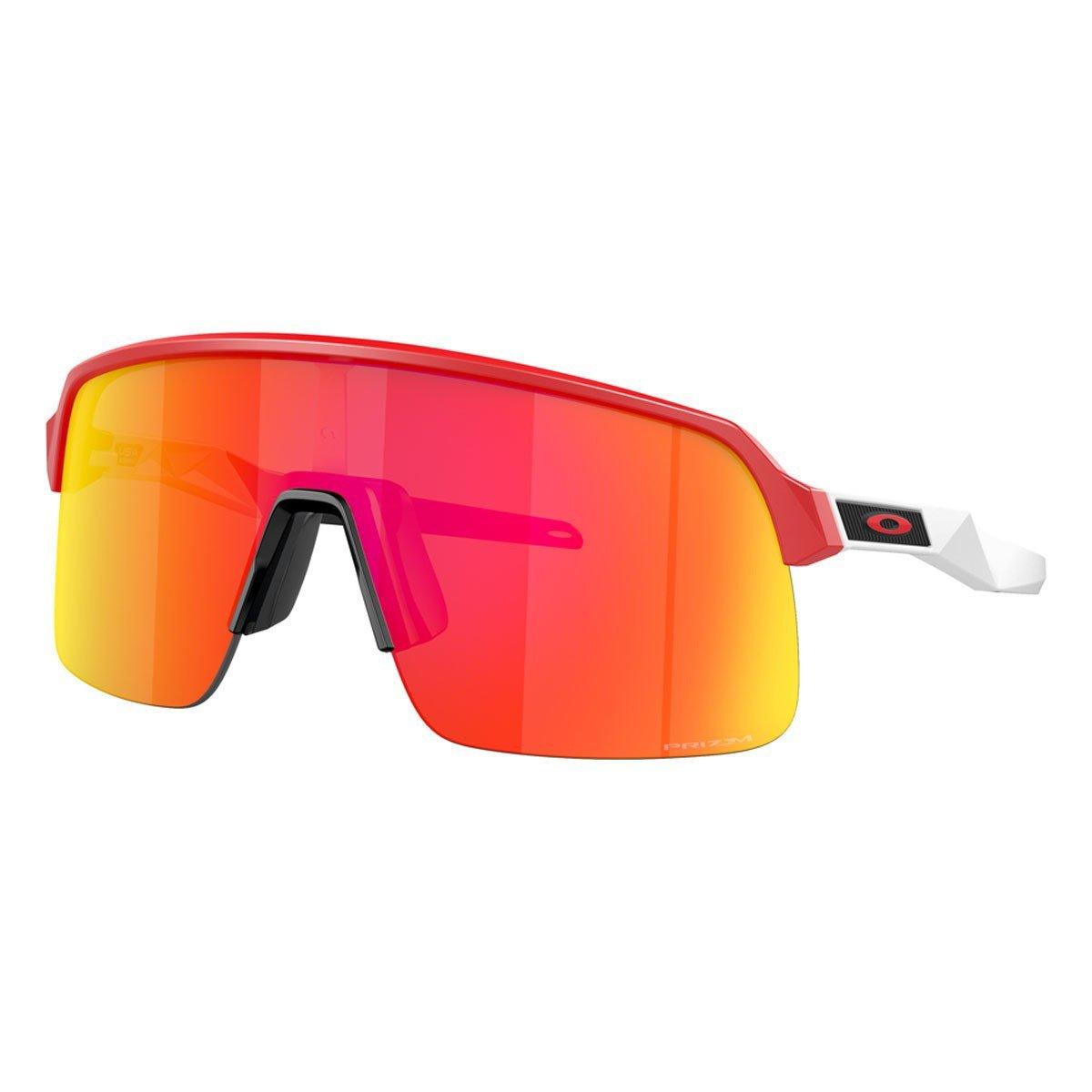 Oakley SUTRO(スートロ) Sutro (Low Bridge Fit) Prizm Black Lenses, Polished Black Frame