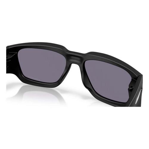 Oakley Instagator Prizm Sunglasses - Primary Image