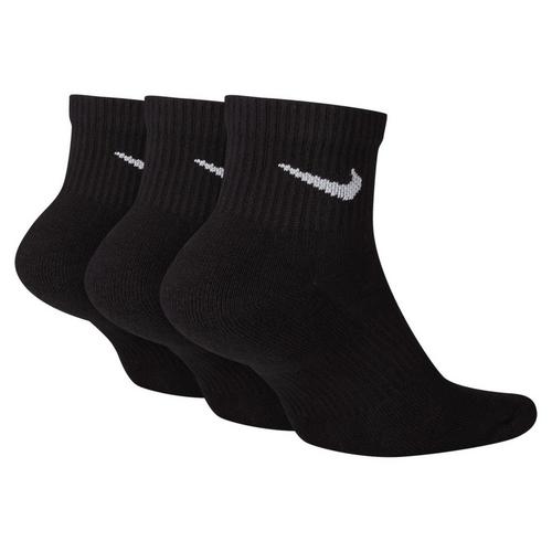 Nike Everyday Plus Medium Cushion 3 Pack Quarter Socks - Primary Image