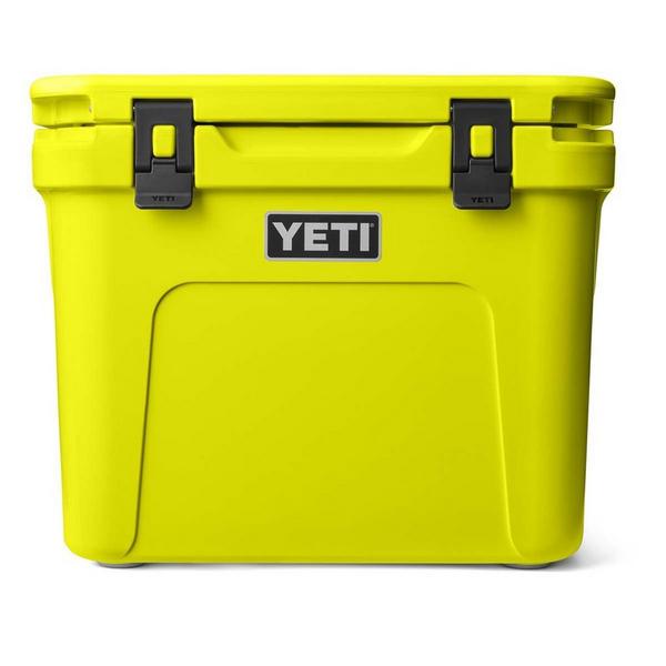 Roadie 32 Wheeled Cooler