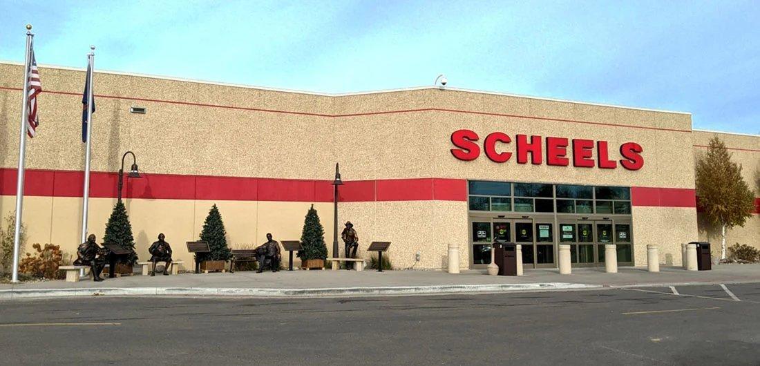 Grand Forks SCHEELS