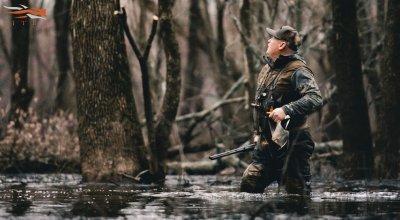 What to Wear Under Hunting Waders