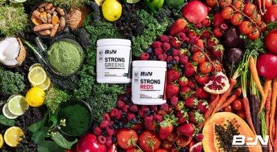 Benefits of Superfood Powders—What Are Greens & Reds?