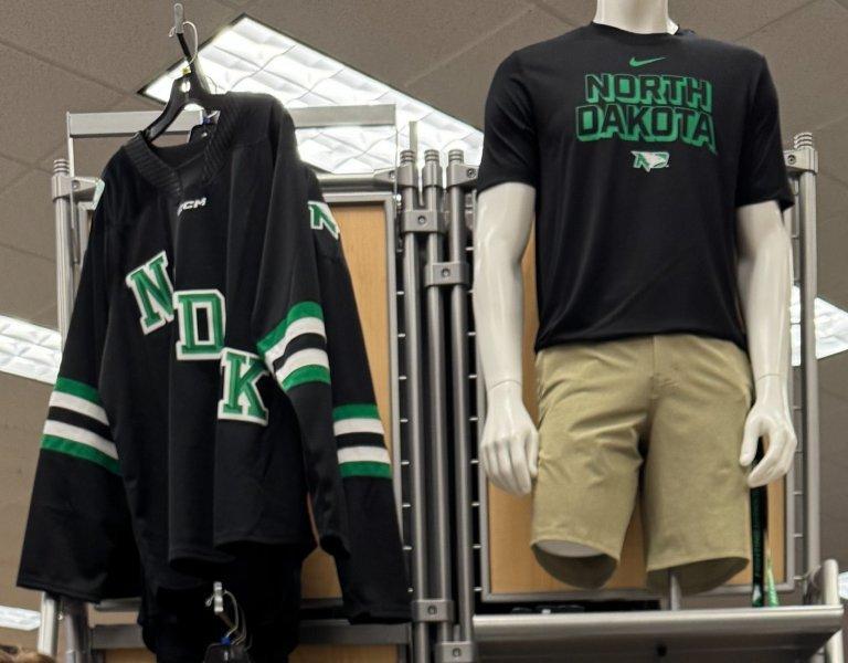 UND Jerseys