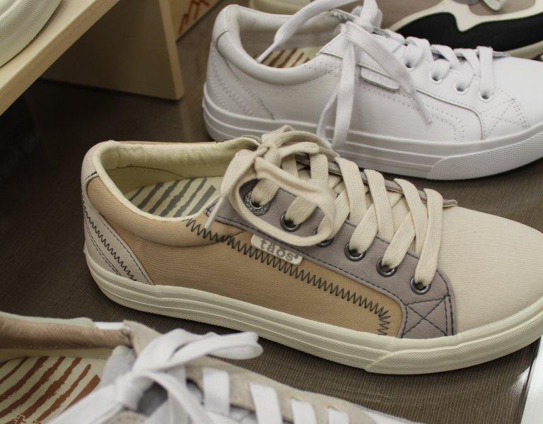 Women's Footwear