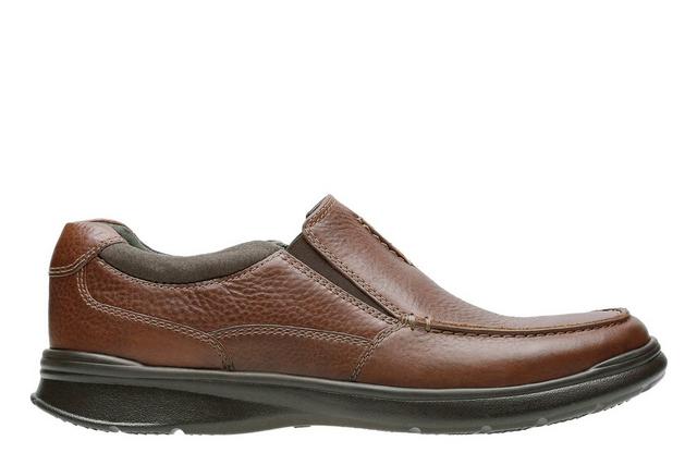 Men's Clarks Cotrell Free Slip-On Shoes in Tobacco color