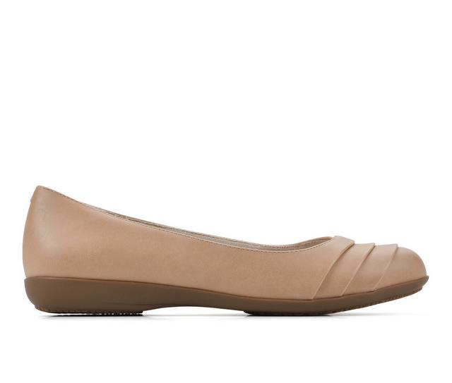 Women's Cliffs by White Mountain Clara Flats in Naturl Smooth color