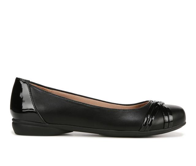 Women's LifeStride Aliza Flats in Black color