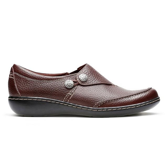 Women's Clarks Ashland Lane Q Slip-On Shoes in Redwood color