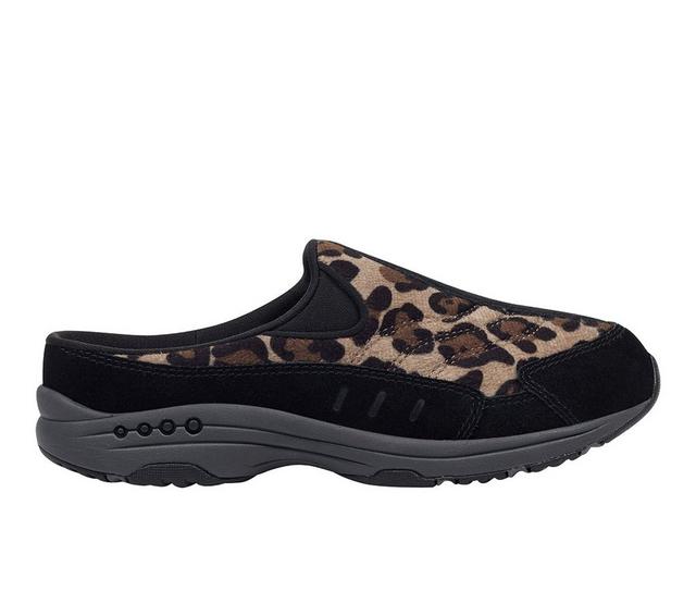 Women's Easy Spirit Traveltime Mules in Blk/Leopard color