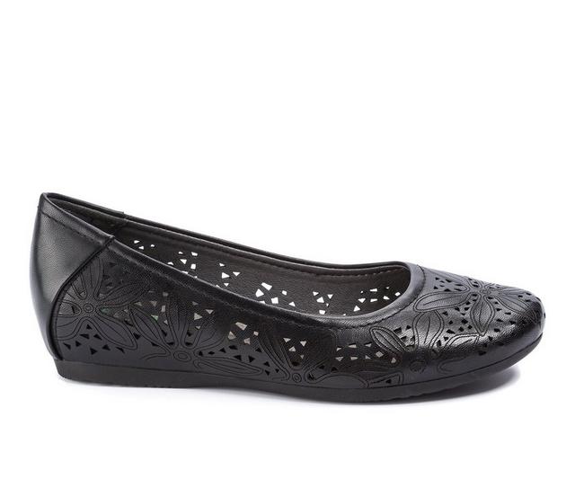 Women's Baretraps Mariah Flats in Black color