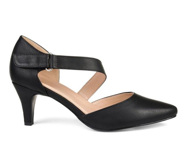 Women's Journee Collection Tillis Pumps in Black color