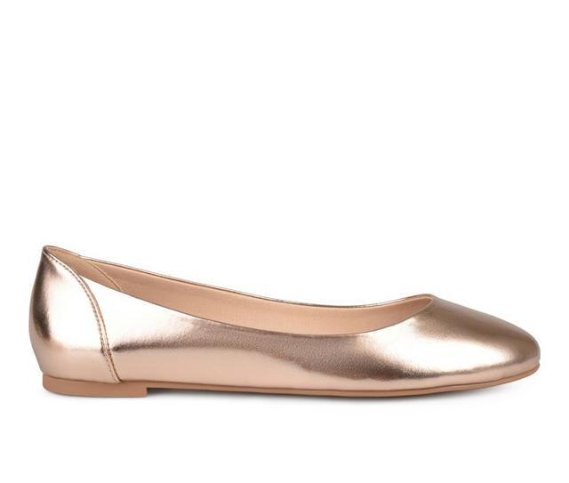 Women's Journee Collection Kavn Flats in Rose Gold color