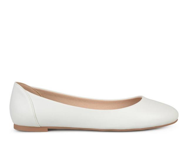 Women's Journee Collection Kavn Flats in White color