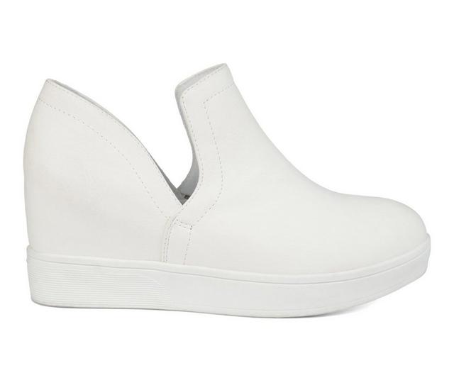 Women's Journee Collection Cardi Wedge Sneakers in White color