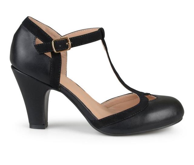 Women's Journee Collection Olina Pumps in Black color