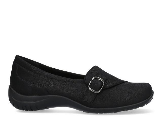 Women's Easy Street Cinnamon Slip-On Shoes in Black color