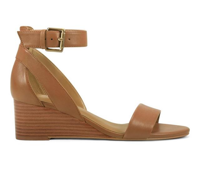 Women's Aerosoles Willowbrook Wedges in Tan Leather color