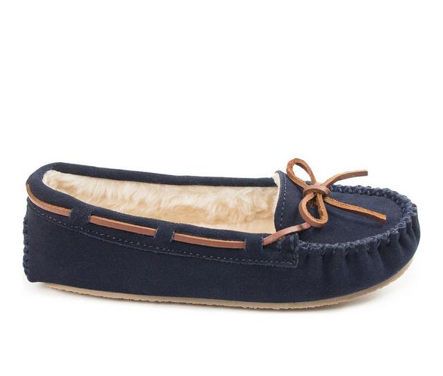 Minnetonka Women's Cally Moccasins in Dark Navy color