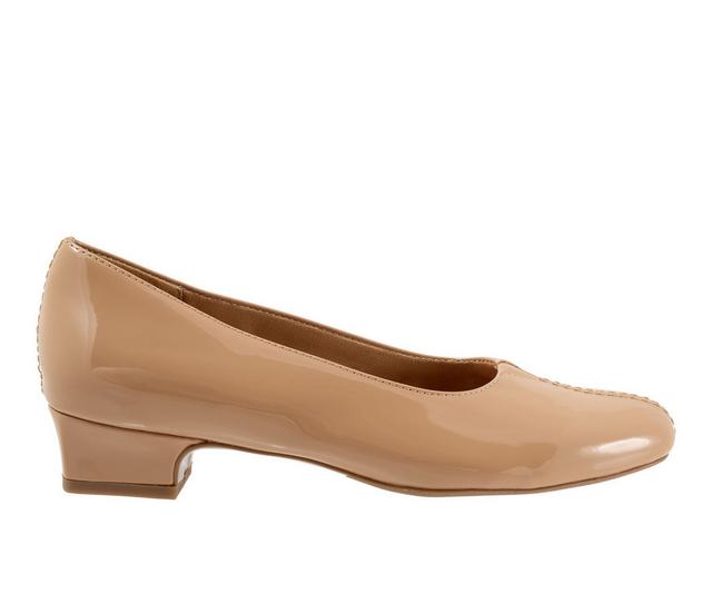 Women's Trotters Doris Pumps in Beige Patent color