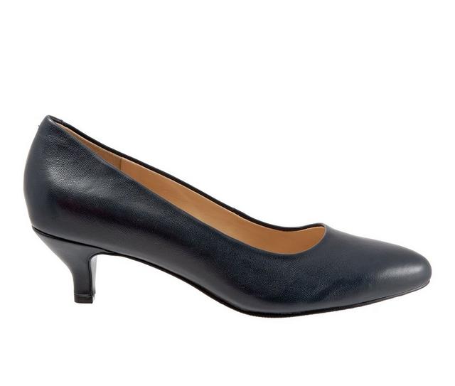 Women's Trotters Kiera Pumps in Navy color