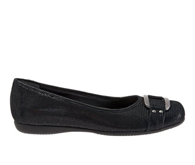 Women's Trotters Sizzle Signature Flats in Black Pat Su color