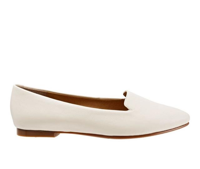 Women's Trotters Harlowe Flats in Off White color