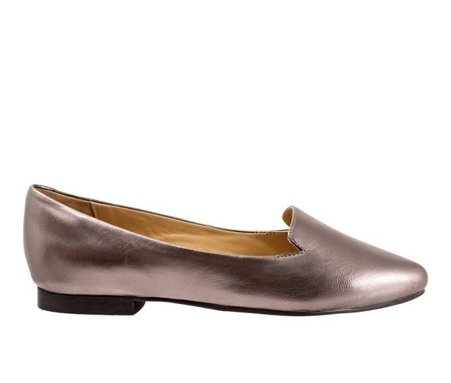 Women's Trotters Harlowe Flats in Pewter color