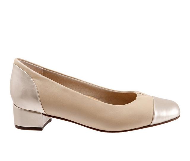Women's Trotters Daisy Pumps in White Pearl color