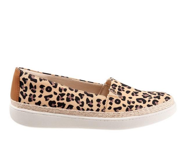 Women's Trotters Accent Slip-On Shoes in Tan Cheetah color