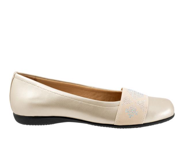 Women's Trotters Samantha Flats in Champagne color