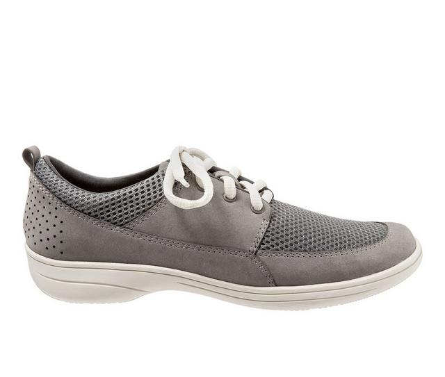 Women's Trotters Jesse Walking Shoes in Grey color