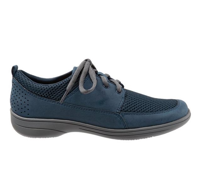 Women's Trotters Jesse Walking Shoes in Navy Combo color