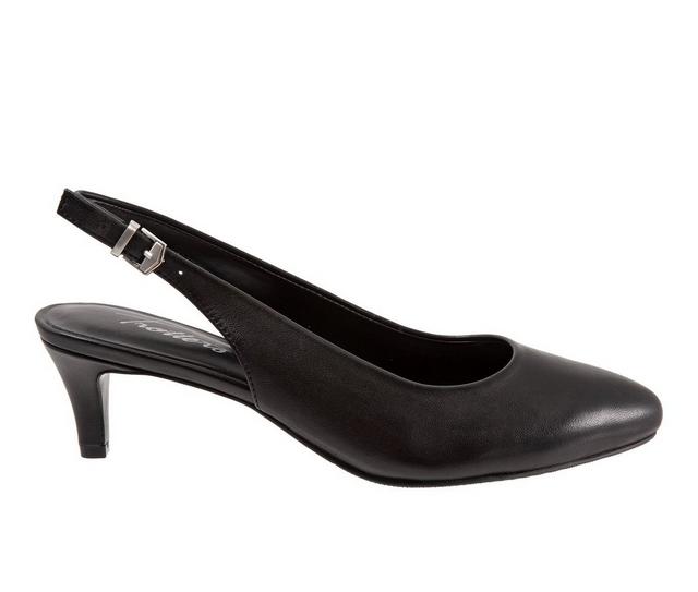 Women's Trotters Keely Pumps in Black color