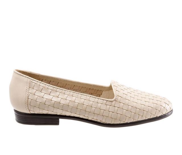 Women's Trotters Liz Flats in Bone color