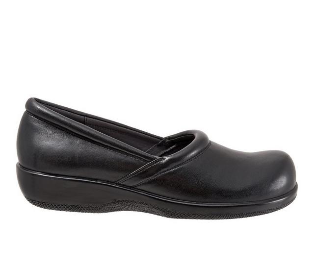 Women's Softwalk Adora Flats in Black color