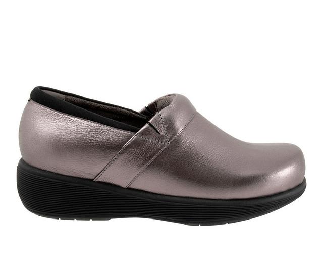Women's Softwalk Meredith Sport Clogs in Pewter Leather color