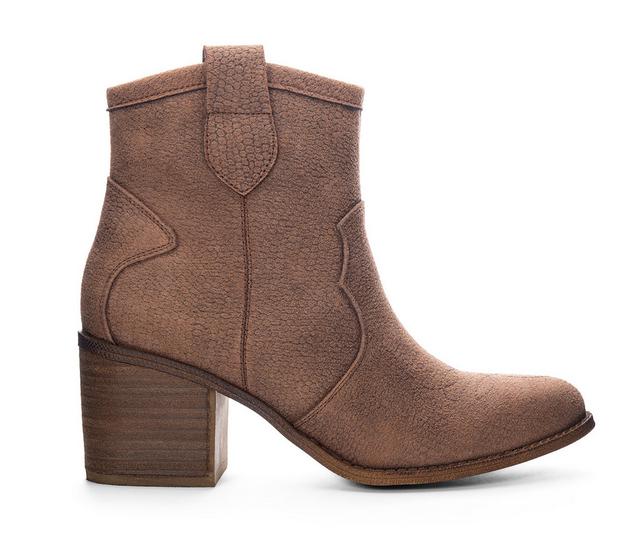 Women's Dirty Laundry Unite Western Booties in Taupe color