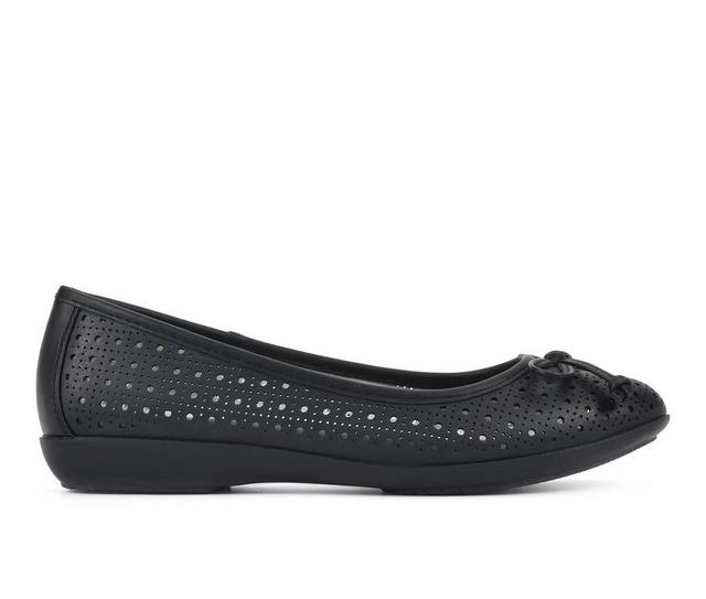 Women's Cliffs by White Mountain Cheryl Flats in Black Smooth color