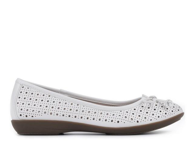 Women's Cliffs by White Mountain Cheryl Flats in White Smooth color