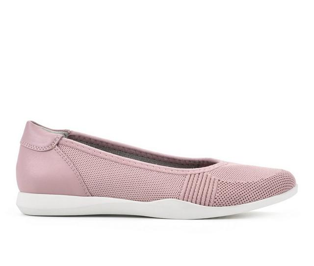 Women's Cliffs by White Mountain Pavlina Flats in Dusty Pink color