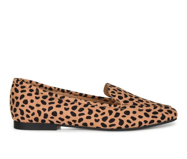 Women's Journee Collection Tullie Loafers in Animal color
