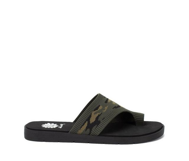 Women's Yellow Box Feeza Sandals in Camo color