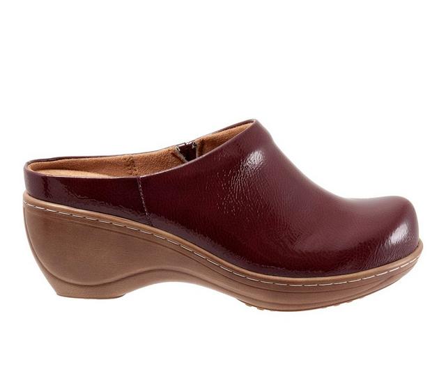 Women's Softwalk Madison Clogs in Burgundy Patent color