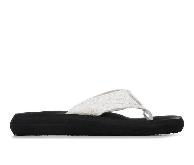 Women's Rocket Dog Spotlight 2 Flip-Flops in White Eyelet color