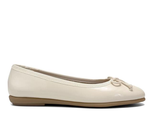 Women's Aerosoles Homebet Flats in Eggnog color