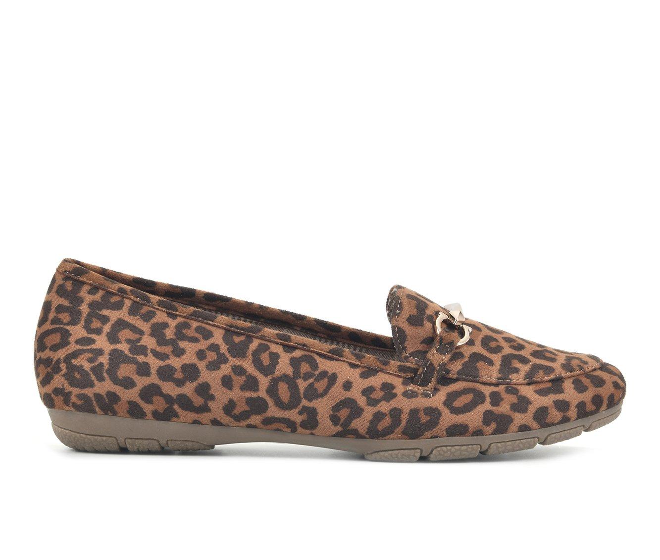Women's Cliffs by White Mountain Glowing Flats