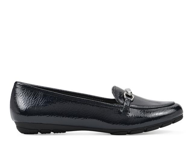 Women's Cliffs by White Mountain Glowing Loafers in Navy Patent color